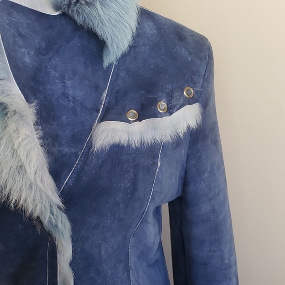 Blue Shearling - Picture 3 of 8